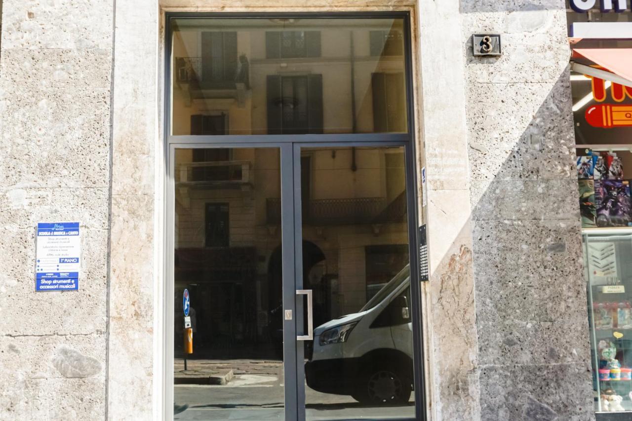 Easy Room Italy Balcony — Photos 1
